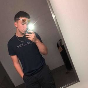 Meet your Posher, Thomas